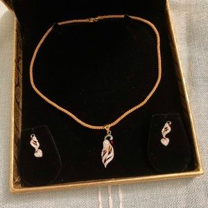 Hand Painted Vintage Necklace Earrings w/ gift box peacock